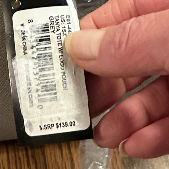 NWT Bebe Elegant Gray Tote Bag - Picture 8 of 11